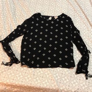 Mossimo Top with Cut-Out Sleeves.